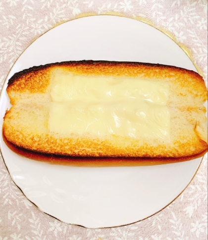 きな粉ヨーグルト入りチーズトースト