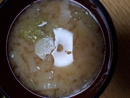 お昼ご飯に作りました✨
毎食のお味噌汁は、何の具材にするかいつも迷いますー
美味しくいただきました！