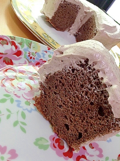 簡単チョコレートシフォンケーキ（直径１８センチ型）