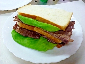 ローストビーフ風サンドイッチ