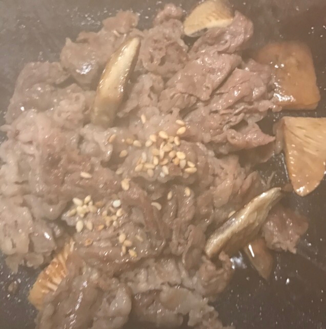 アワビ茸と牛肉のガーリック炒め