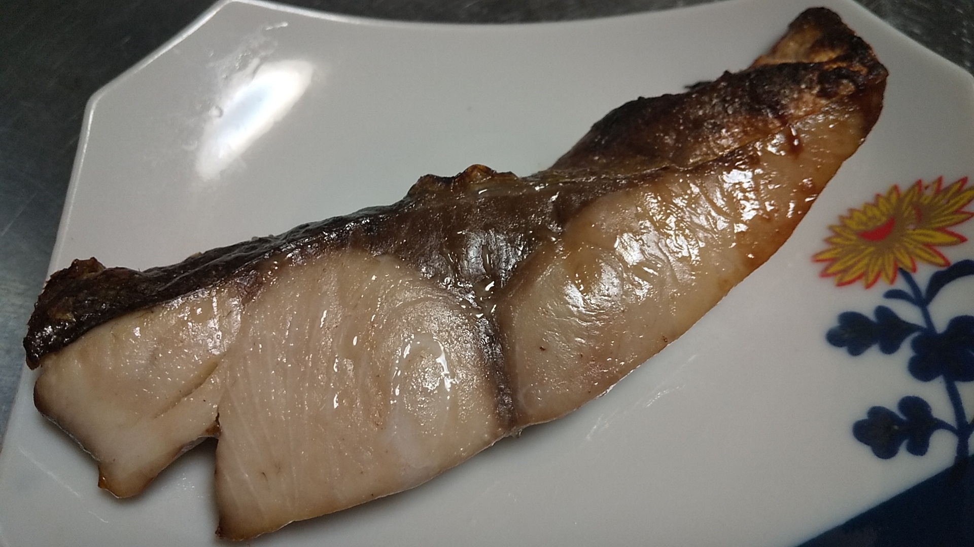 あっさり 天然ぶりの塩焼き レシピ 作り方 By れあmix 楽天レシピ あっさり 天然ぶりの塩焼き レシピ 作り方 By れあmix 楽天レシピ