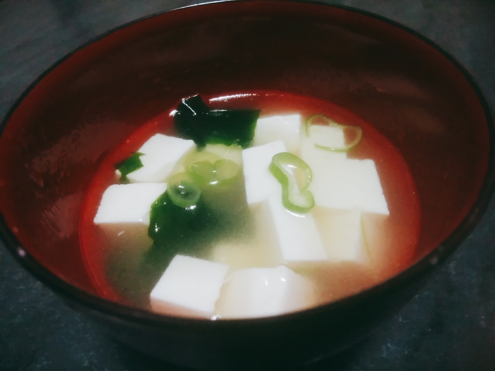 豆腐とわかめとねぎのスープ