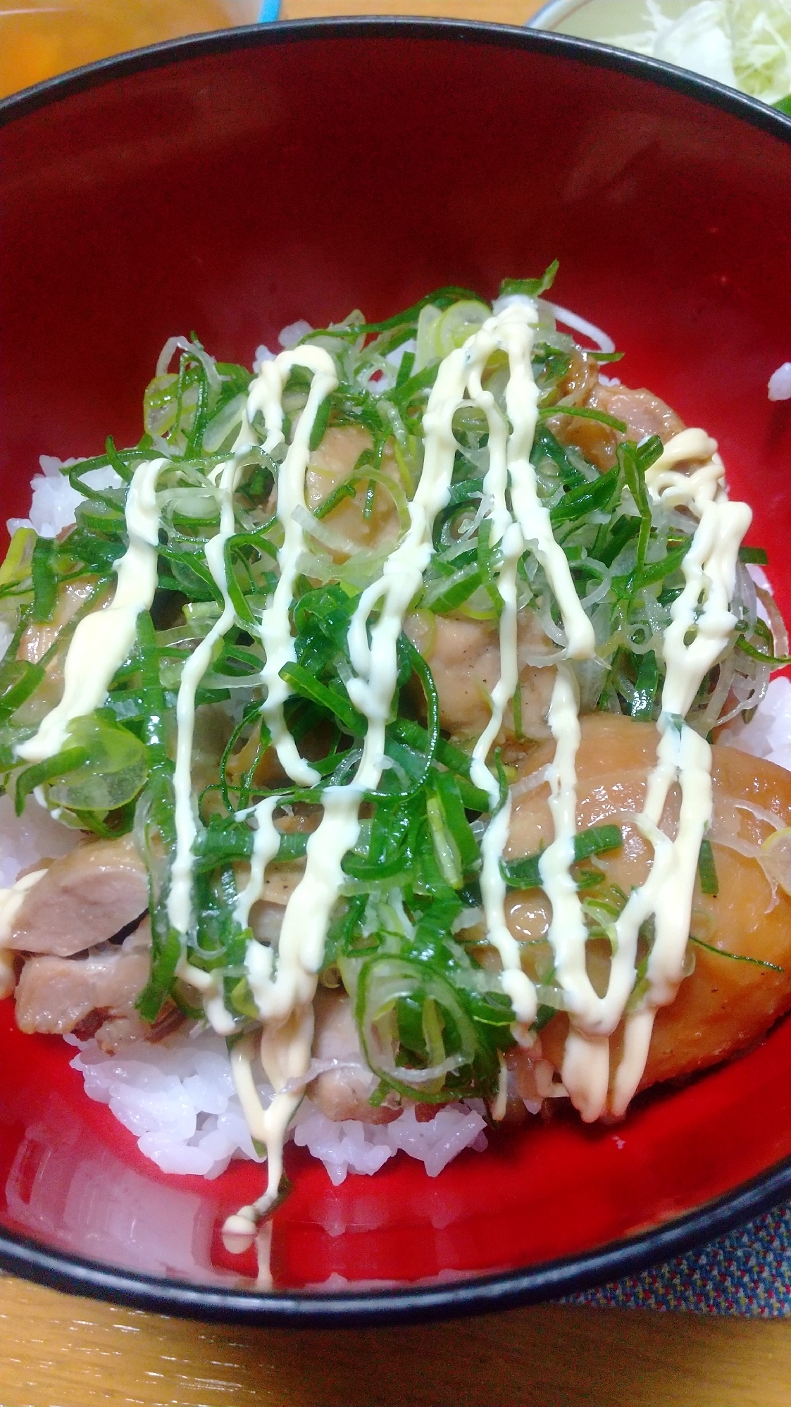 鶏チャーシューのネギマヨ丼♪