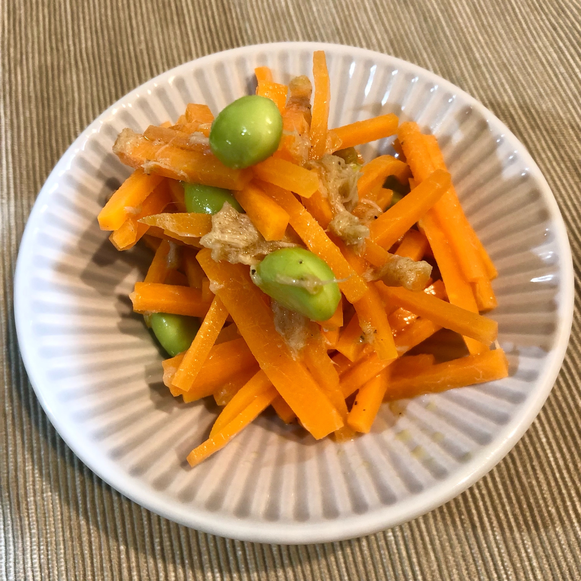 にんじんと枝豆のマリネ