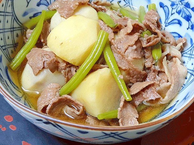 ほっこり・しっとり♪　「牛肉と里芋含め煮」