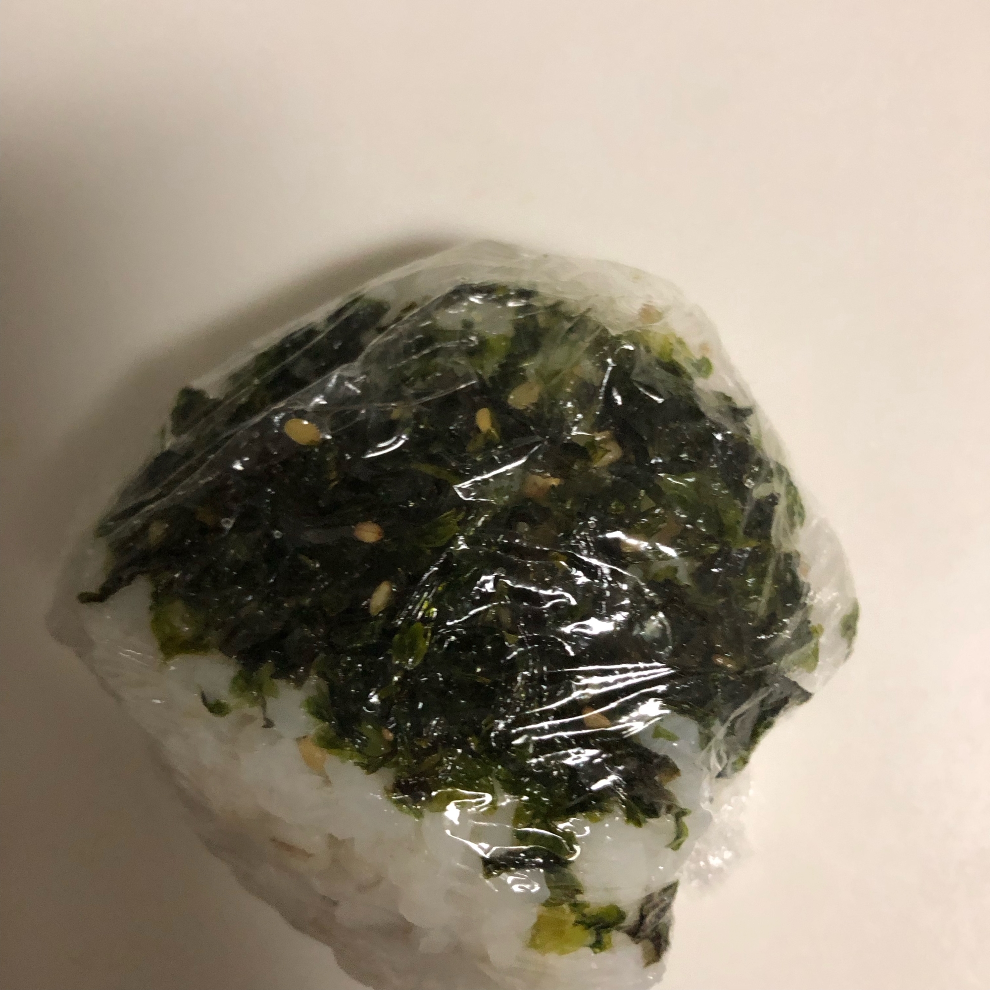 海苔と梅干のおにぎり