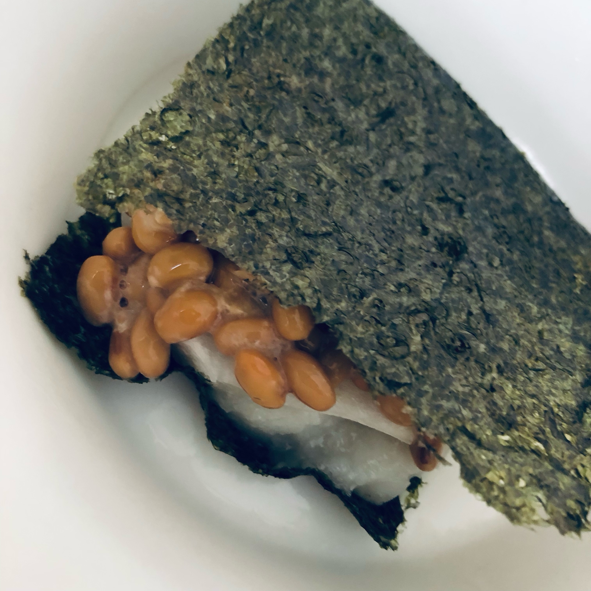 もち納豆の海苔巻き