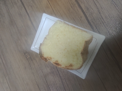 食パンアレンジ！マヨ＆チーズのシュガートースト♪