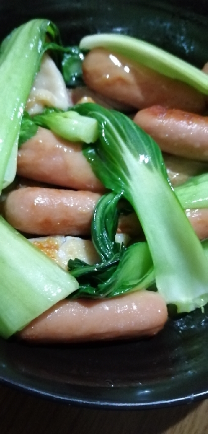 お弁当に❗冷凍チンゲン菜とウィンナー炒め