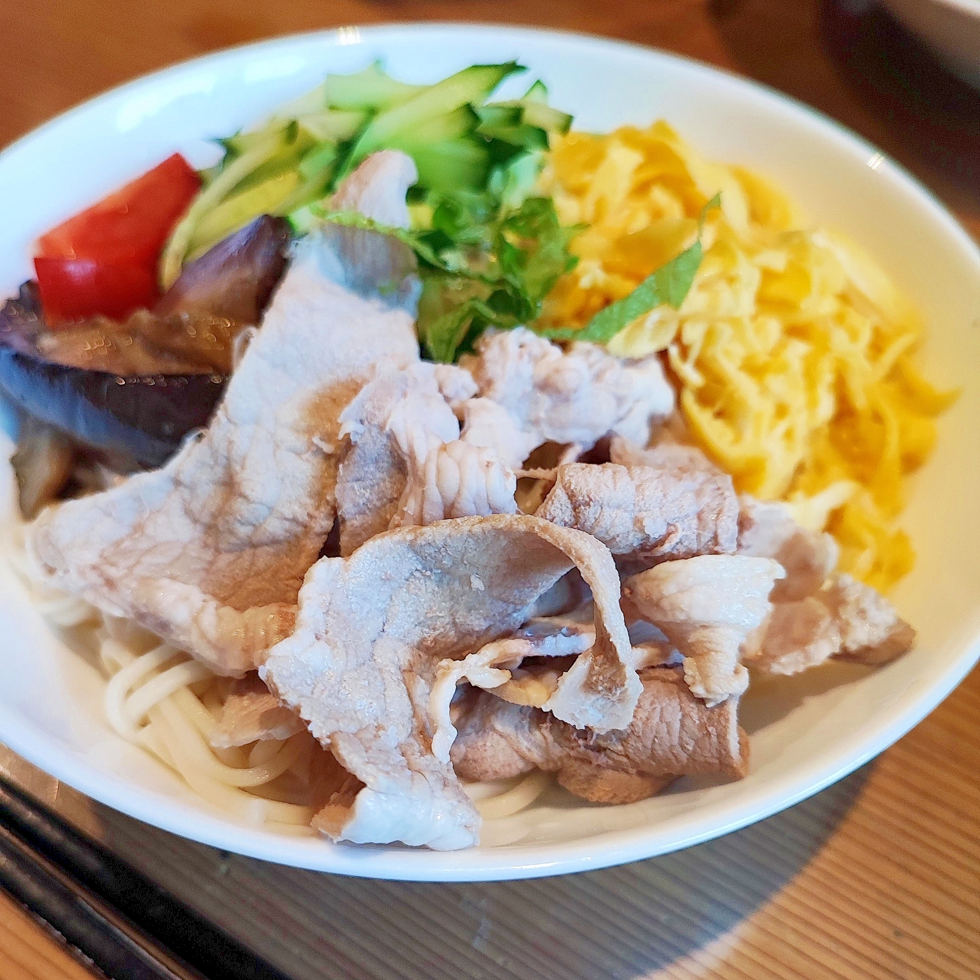 サラダ冷や麦