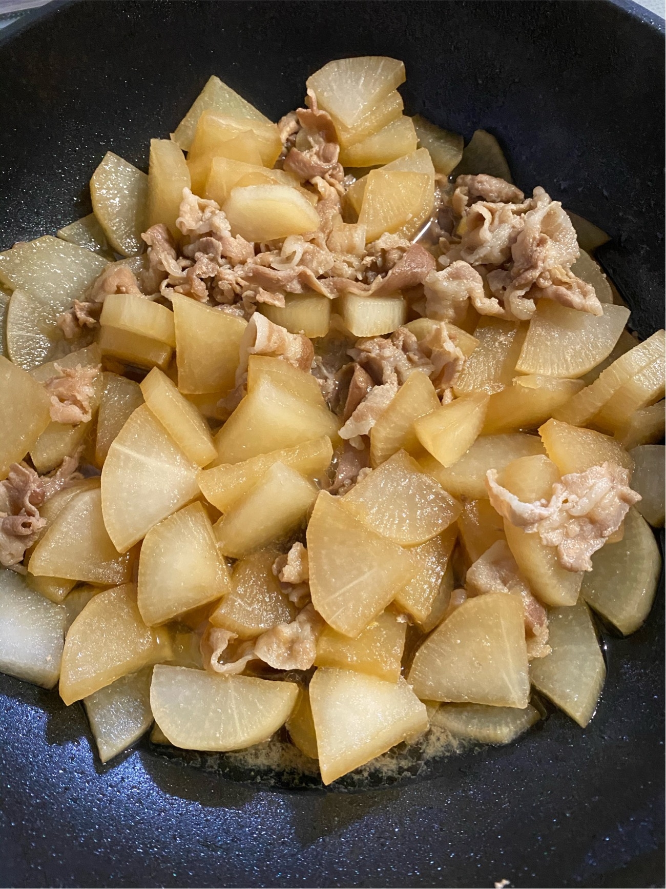 フライパンで大根の煮物