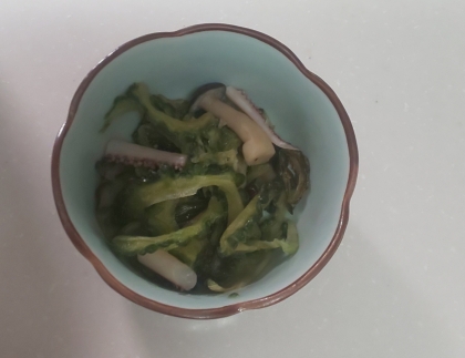 いかの一夜干しと冷凍ゴーヤしめじのゴマ油炒め