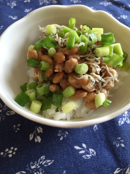 妊婦さんに♪とろろ納豆ちりめんじゃこご飯♡