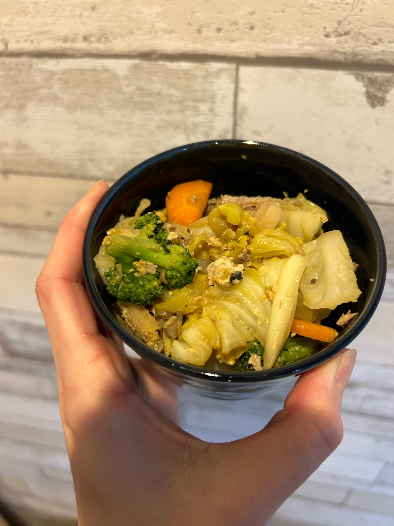 サバ缶で野菜の炒め物