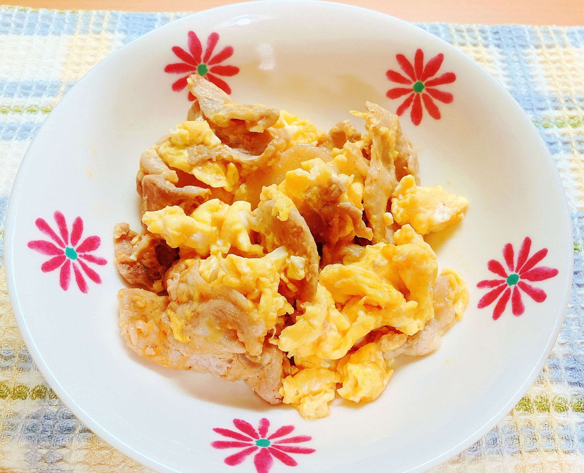 豚肉味噌炒め卵とじ