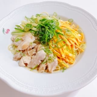 ごまダレの冷やし中華(ゼンブヌードル細麺で)