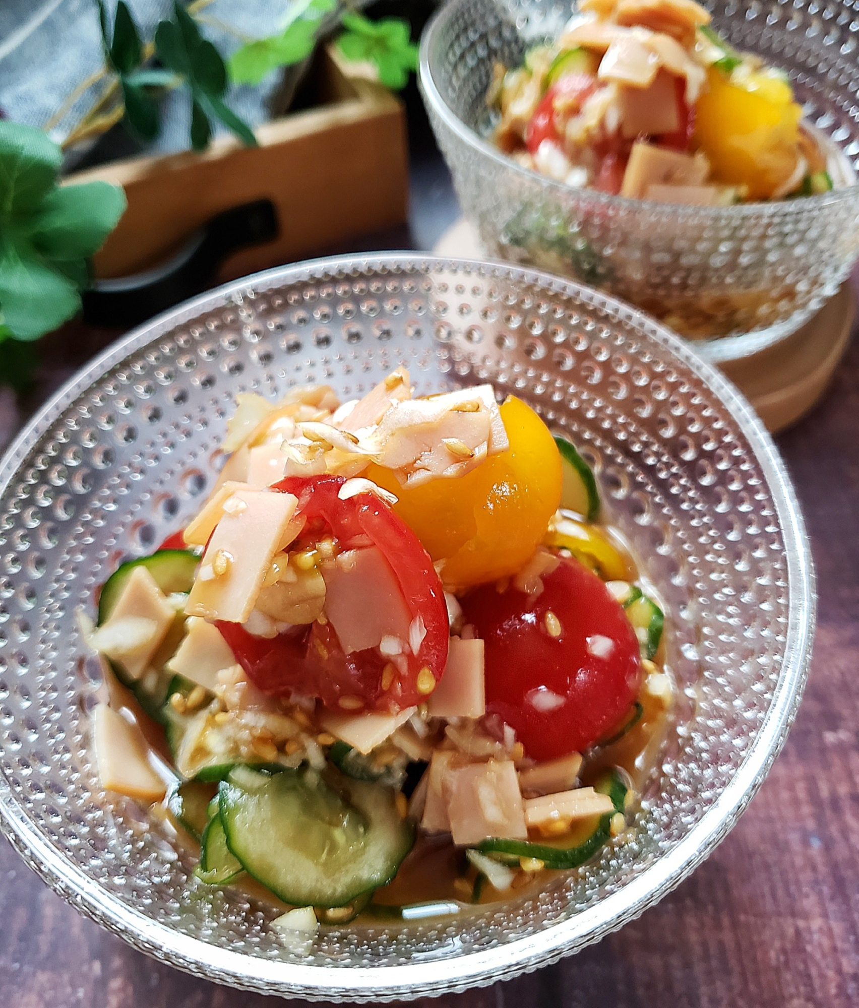 ちぎりトマトときゅうりの香味中華和え