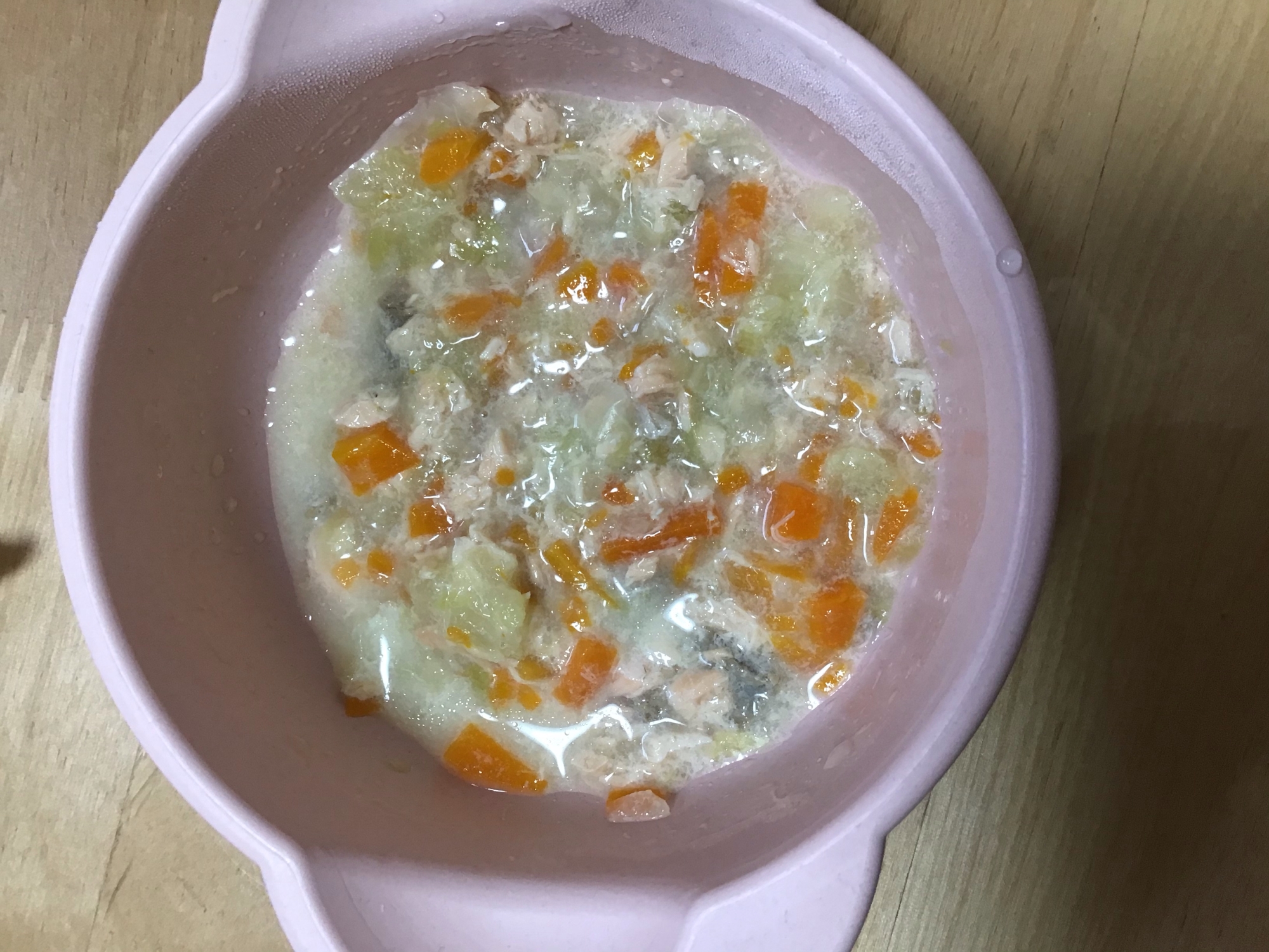 離乳食　鯛と野菜の豆乳スープ