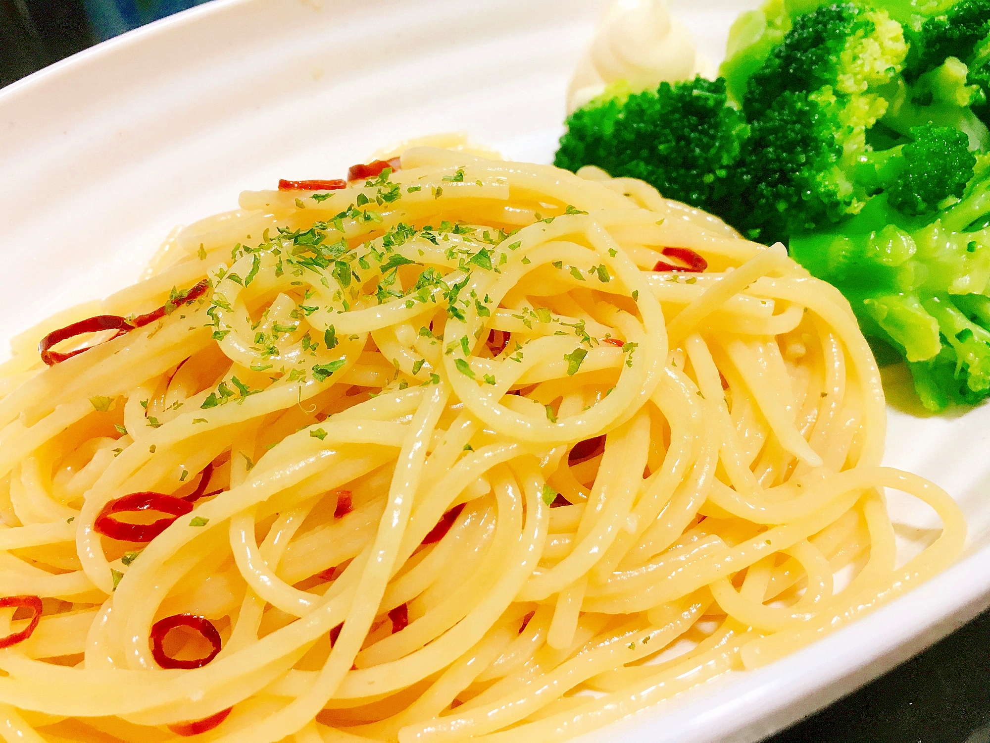 簡単 失敗なし ランチにワンパン ペペロンチーノ レシピ 作り方 By えもレピ 楽天レシピ 簡単 失敗なし ランチにワンパン ペペロンチーノ レシピ 作り方 By えもレピ 楽天レシピ