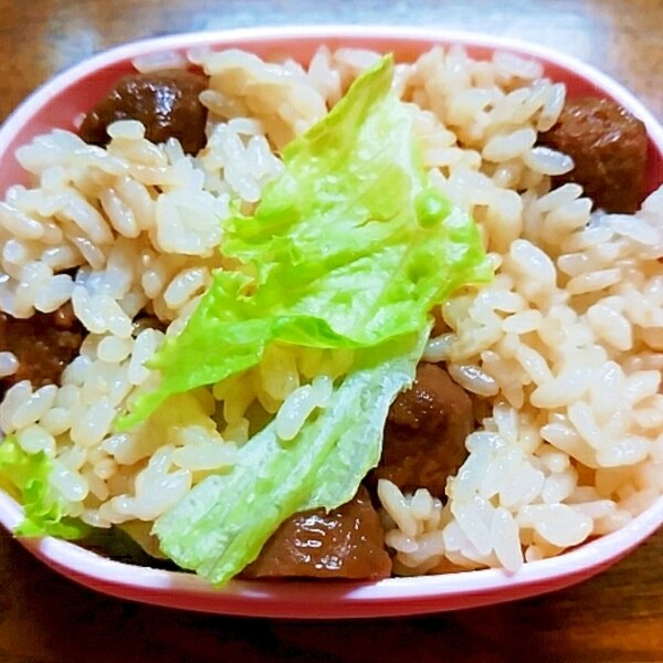 ミートボールとレタスの炒めご飯 レシピ 作り方 By のん786 楽天レシピ ミートボールとレタスの炒めご飯 レシピ 作り方 By のん786 楽天レシピ