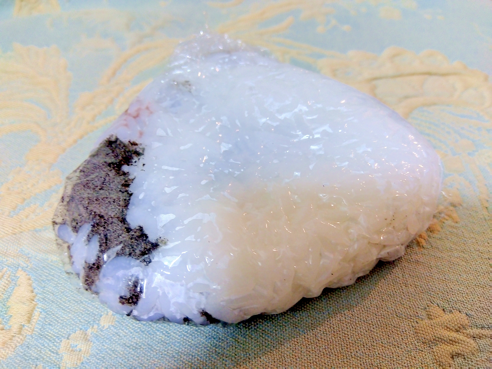 簡単で食べやすい✿胡麻おはぎ風おにぎり