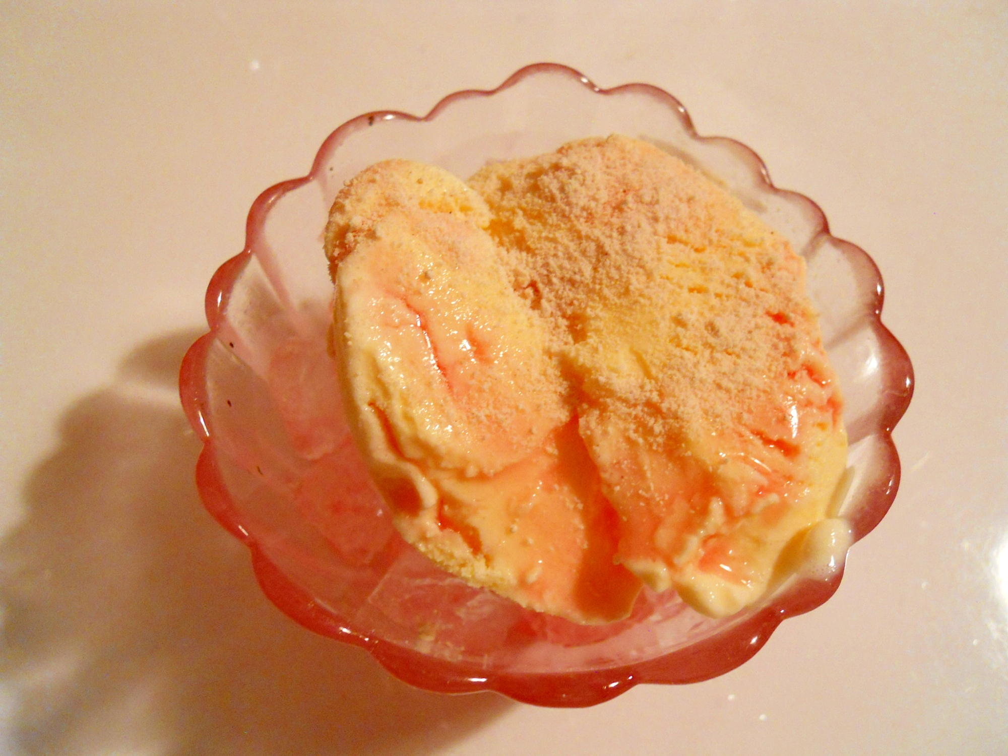 バニラアイス＆白いココア＆苺シロップで♪　カキ氷