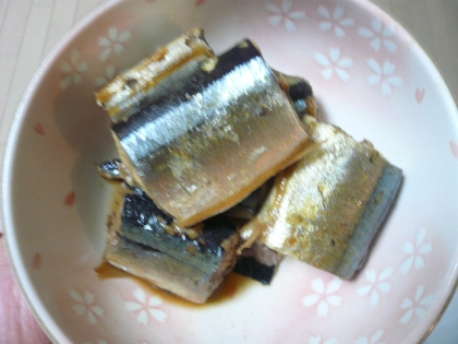 いつも焼き秋刀魚ばかりなのでたまにはいいな～と思いました。食べやすかったです。