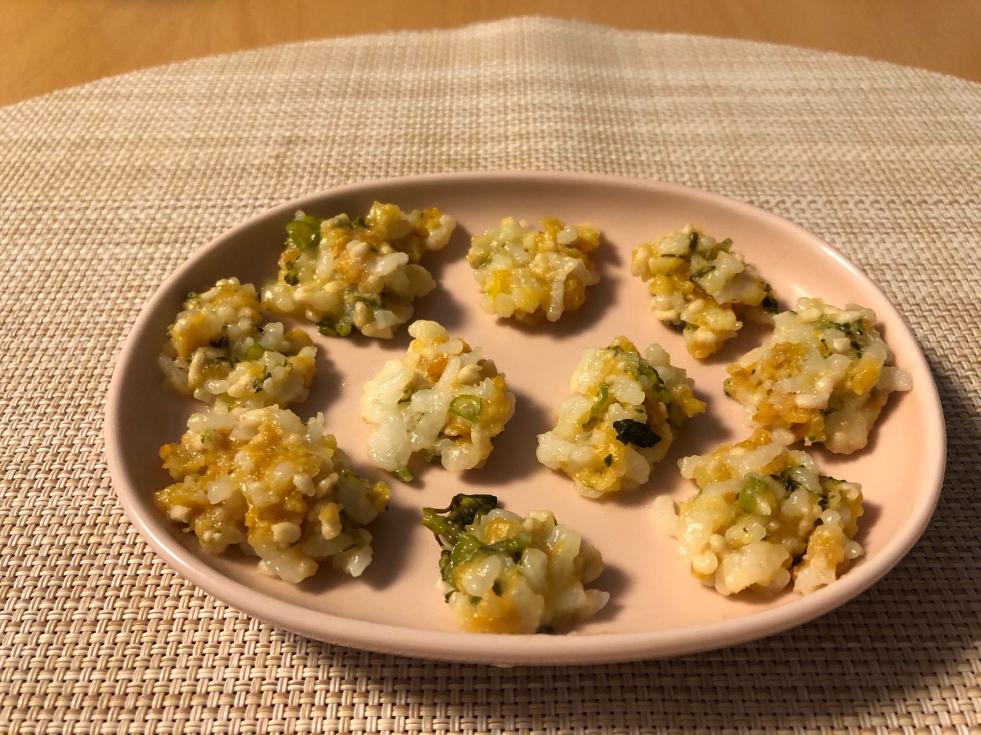 離乳食後期手づかみコーンフレーク レンジで簡単 レシピ 作り方 By 0 Mi 楽天レシピ 離乳食後期手づかみコーンフレーク レンジで簡単 レシピ 作り方 By 0 Mi 楽天レシピ