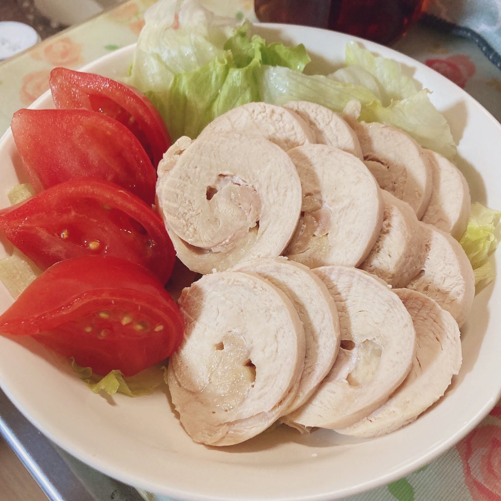 しっとりヘルシーな鶏ハム