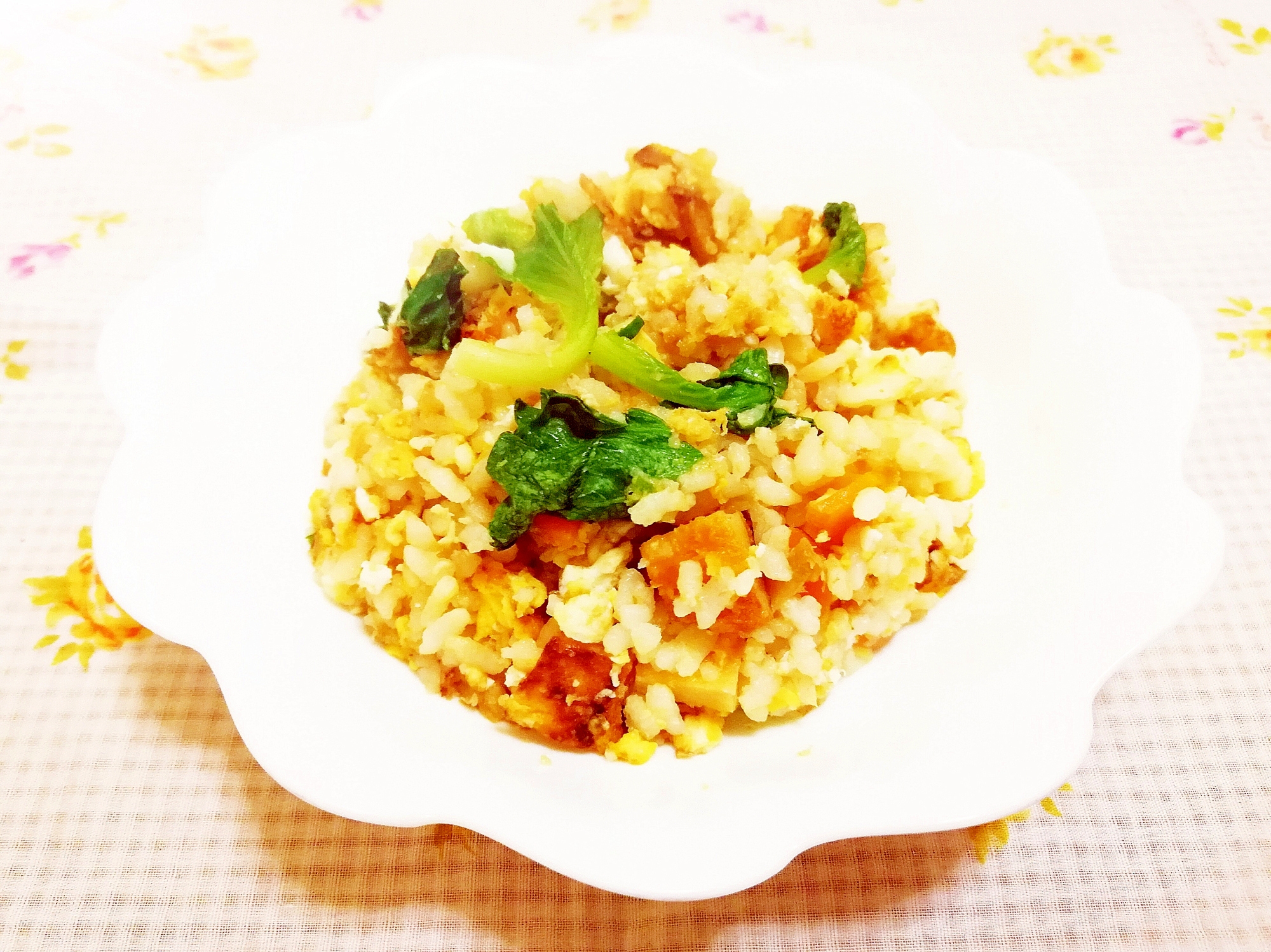柚子風味♪小松菜とミンチ天の卵炒飯
