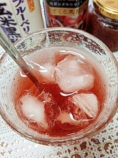 水出しで☆ルビーレッドなローズヒップティー♪