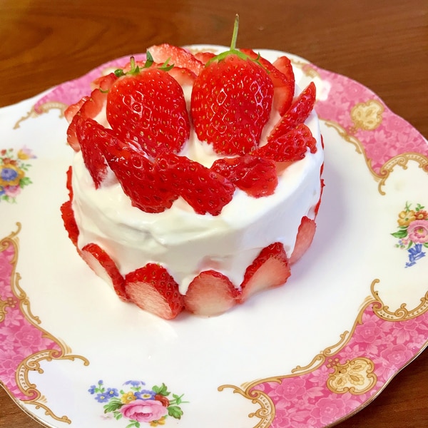 いちごたっぷりデコレーションケーキ レシピ 作り方 By 水玉模様 楽天レシピ いちごたっぷりデコレーションケーキ レシピ 作り方 By 水玉模様 楽天レシピ