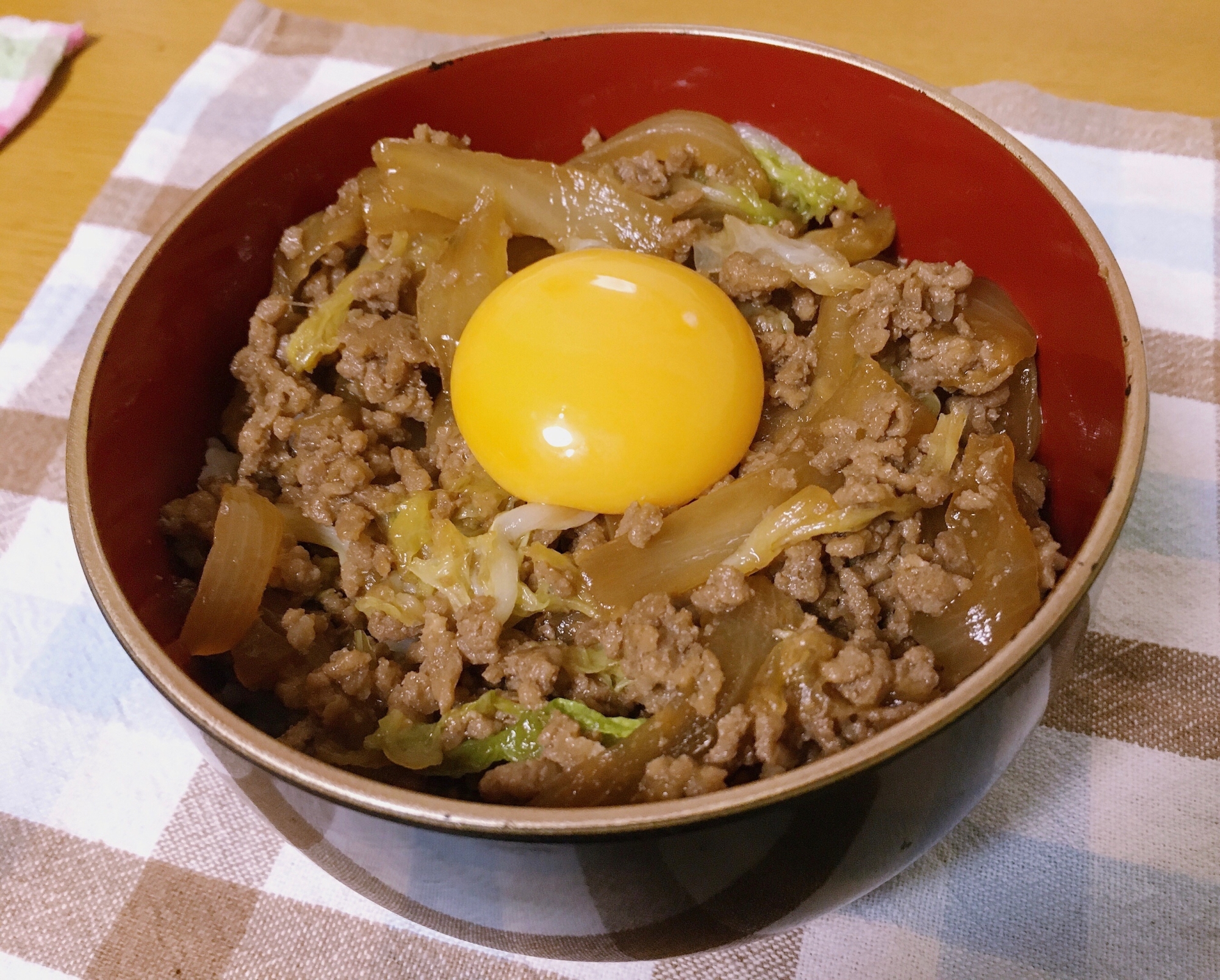 市販のタレを使わず作れる！節約すき焼き丼★