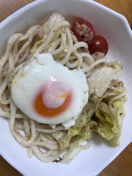 温玉納豆サラダうどん