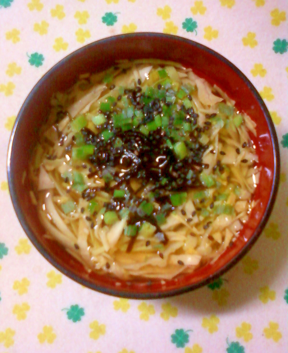 ☆*:・キャベツと刻み昆布とわけぎの味噌汁☆*:・