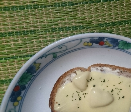 れんどちゃん✨(^○^)鶏そぼろにチーズを乗せてトースト美味しかったです✨リピにポチ✨✨いつもありがとうございます(*^o^)／＼(^-^*)