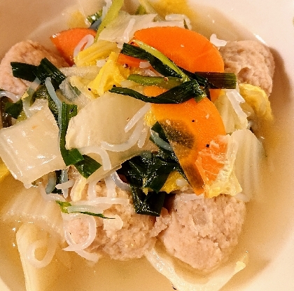 肉団子としらたきが美味しい☺︎塩味のスープ