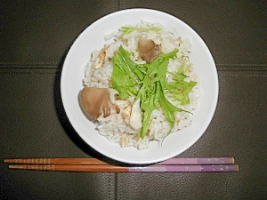 秋の味覚「舞茸ご飯」