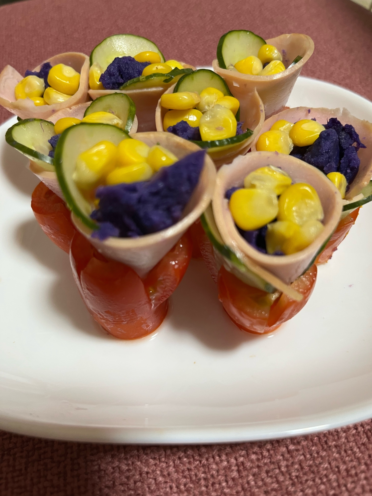 紫じゃがいもコーンのハム巻き