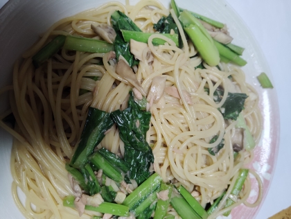 小松菜と舞茸とシーチキンの和風パスタ