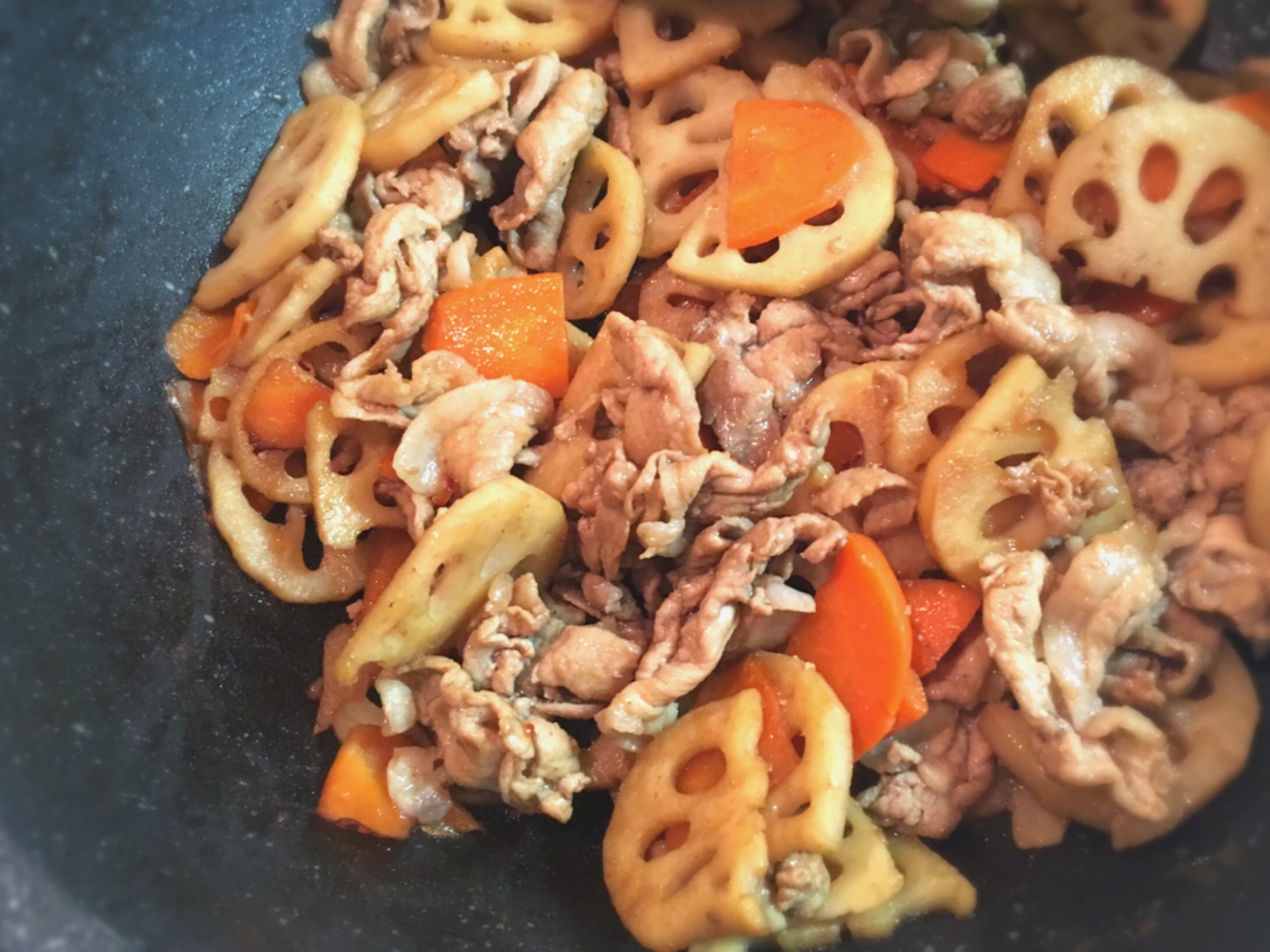 ☆我が家の定番おかず☆豚肉と蓮根の甘辛炒め