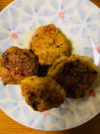 子供が大好き！照り焼きタレon豆腐ハンバーグ♪