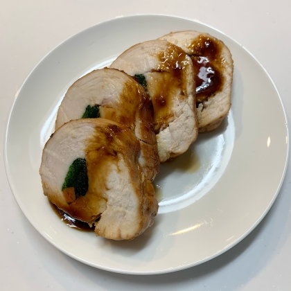 爪楊枝を刺して焼きましたが、途中で割れてきた危なかったです。。凧糸があれば安心ですね★美味しかったです！！！