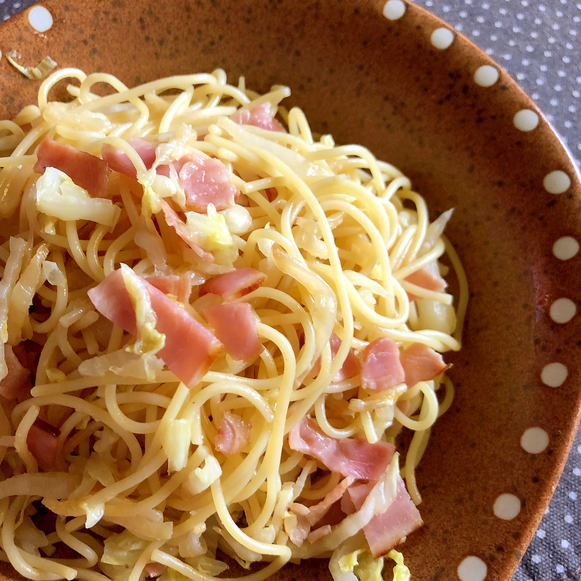 白菜とベーコンのパスタ☆