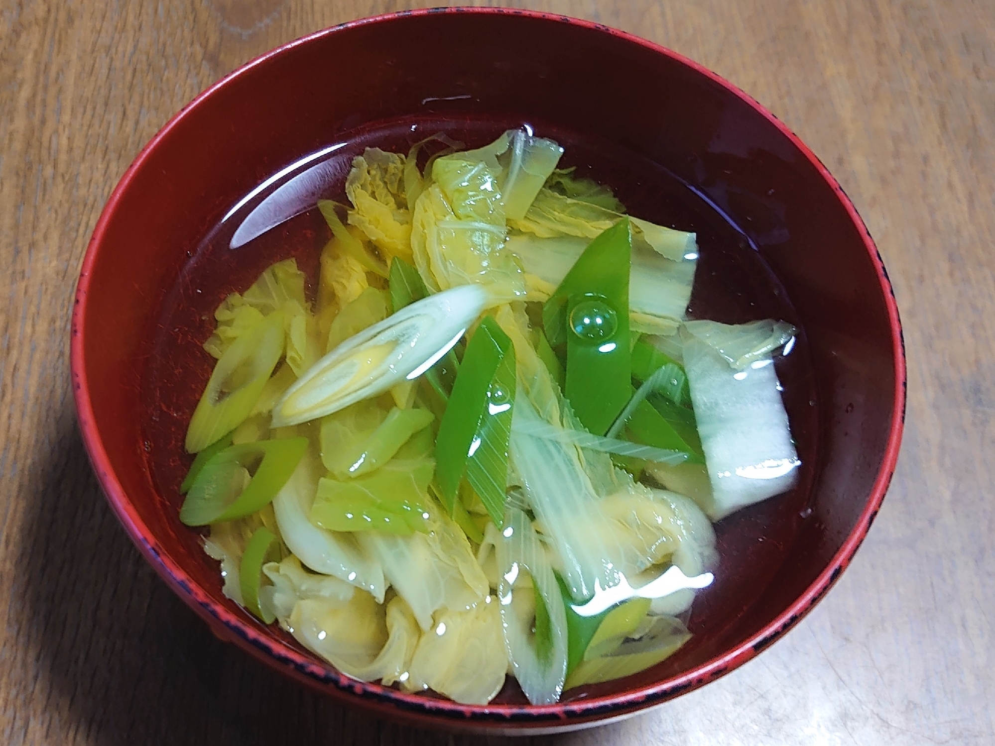 白菜とねぎのお吸い物