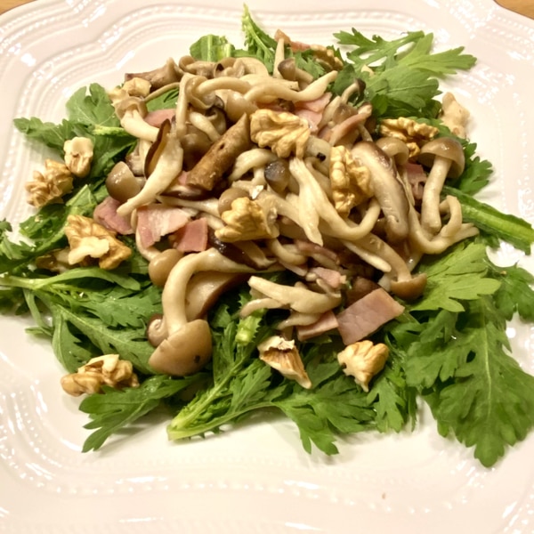 きのこのベーコン炒めと春菊のサラダ レシピ 作り方 By ベジミキ 楽天レシピ きのこのベーコン炒めと春菊のサラダ レシピ 作り方 By ベジミキ 楽天レシピ