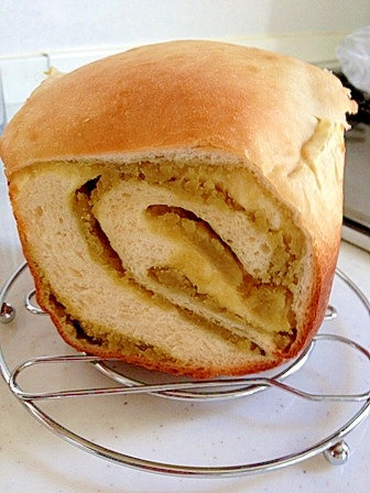 さつまいものあん食パン