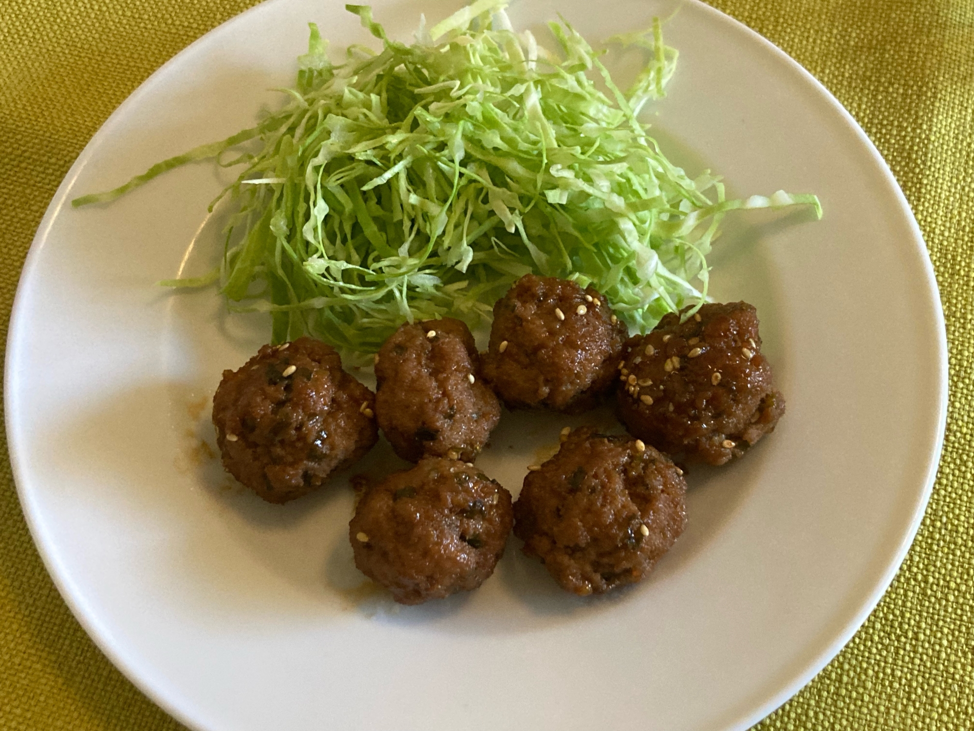 うちのおかず　生姜たっぷり　茹でる　肉団子