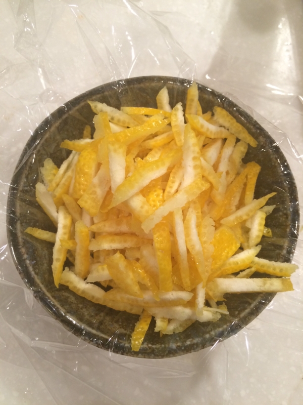 柚子の皮冷凍ストック 料理の香りづけに レシピ 作り方 By アマンナ 楽天レシピ 柚子の皮冷凍ストック 料理の香りづけに レシピ 作り方 By アマンナ 楽天レシピ